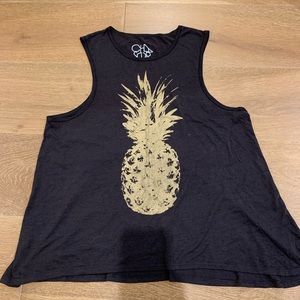 Adorable, light weight and flowing Cha Sor Tank. Vintage gold metallic pineapple